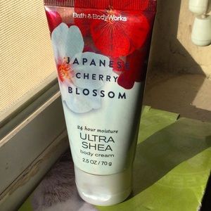 Bath And Body Works Free With Purchase